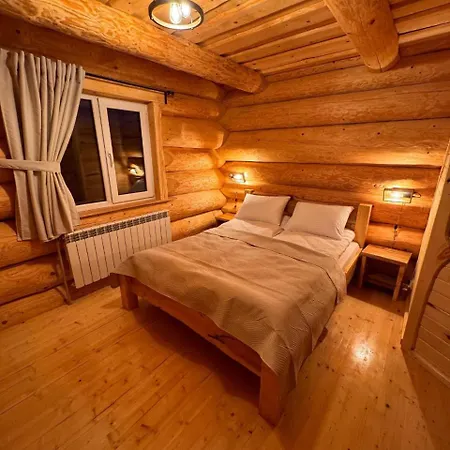 Derevo House Hotel