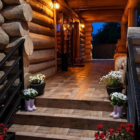 Hotel Derevo House Yasinya