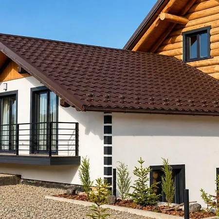 Derevo House
