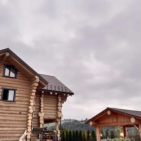 Derevo House Szálloda *