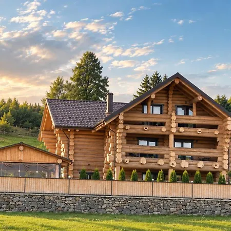 Hotel Derevo House *