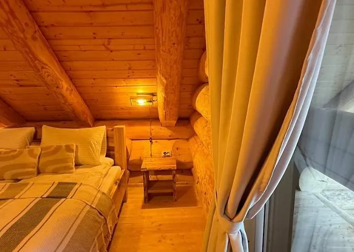 Derevo House